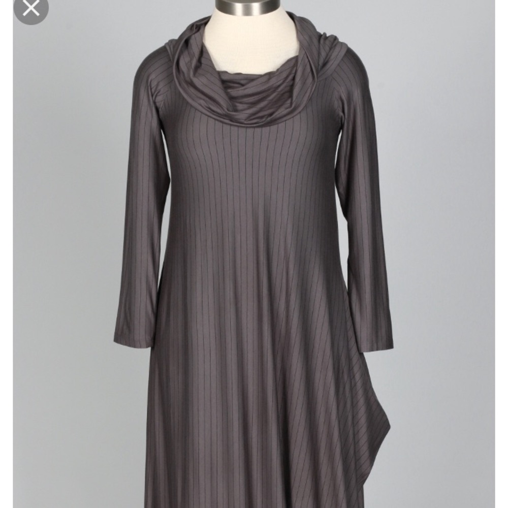 Comfy USA Olivia dress grey pinstripe, sz S